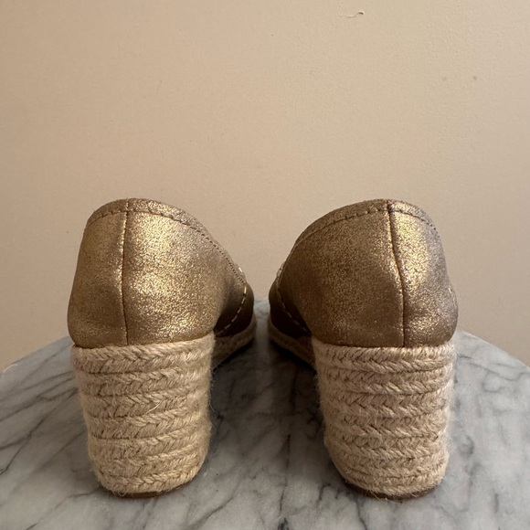 Jack Rogers Gold Peep Toe Espadrille Wedge Sandals Women’s Size 8.5 Preppy - Picture 5 of 7